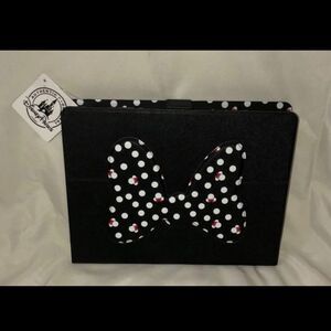 Disney Parks Minnie Icon Bow Tablet case.